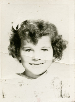 Susan Grace Chambers Age 6.jpg