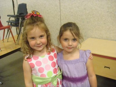 e's concert night with her friend lia