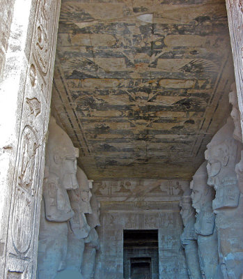 Entrance to hypostyle hall in Ramses II temple 3588