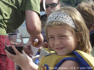 un tour de ponton-Sophia - a.jpg