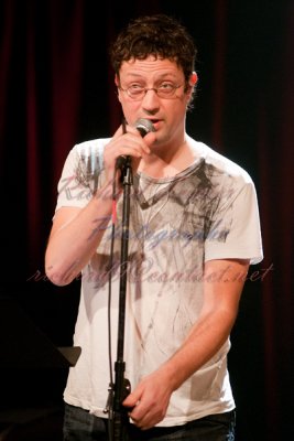 20101113-cabaret libre influence-passe-moe la puck-pict0017a.jpg