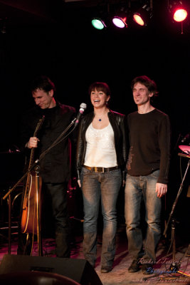 Lancement Suzanne Gagnon au Verre bouteille le 25 janvier 2011