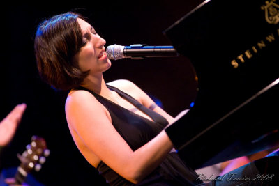 20080523 Florence K son ensemble pict0286A.jpg