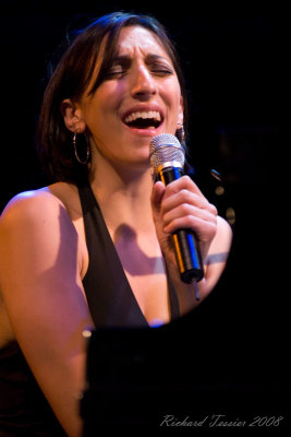 20080523 Florence K son ensemble pict0312A.jpg