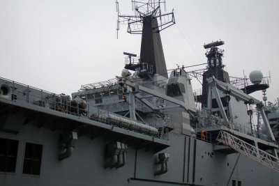 L15  - H.M.S. Bulwark   - LPD Class navy vessel