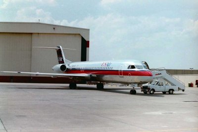 1990 - USAir N856US