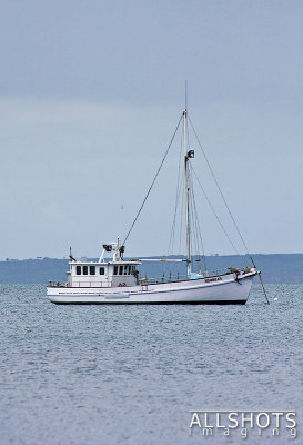 Boat_Kingscote.jpg