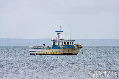 Old_Boat_#1_Kingscote.jpg