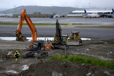 Airport Construction 240.jpg