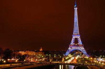 Eiffel in blue panorama
