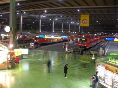 Hauptbahnhof Station near the hotel