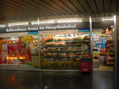 Hauptbahnhof is well equipped with mini marts