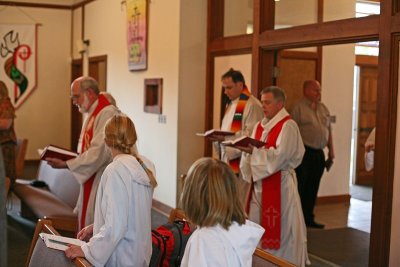 JuliaOrdination_GloriaDei_14Sep2008_ 044 [800x600].JPG