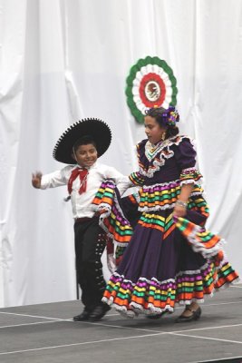 Mexican_Independence_Celebration_202anos_15Sep2012_0062 [400x600].JPG