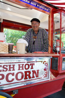 PopcornVendor.jpg