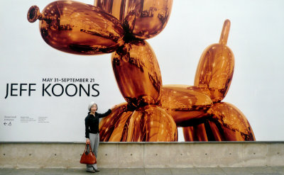 Display for Jeff Koons exhibit
Museum of Contemporary Art, Chicago
