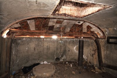 Interior of FC station for Battery #129. Note the square ceiling hatch.