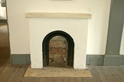 Fort Point architecture, second tier fireplace