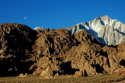 Alabama Hills and Lone Pine Peak