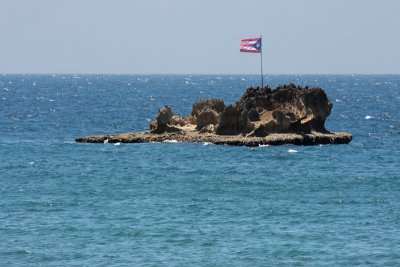 Mi Bandera... Algun lugar cerca de Arecibo