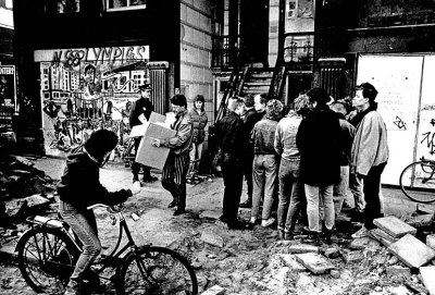 007M-Inval Rarateam op Stadhouderskadepand 1988.jpg
