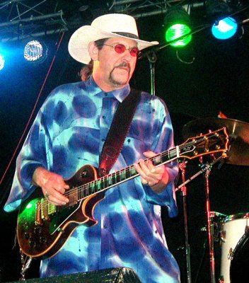 (c) BluesViews.com