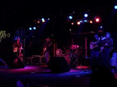 (c) Scott Springfield