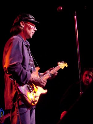 (c) Scott Springfield