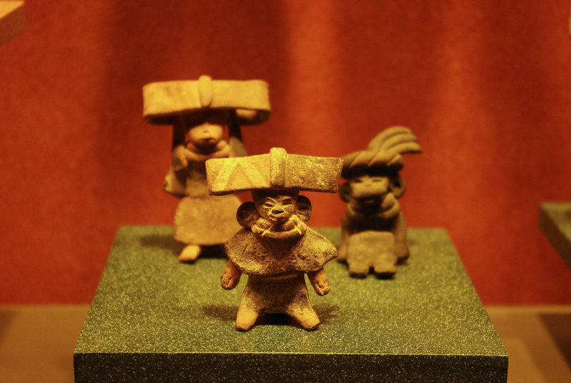 Figurines de haut rang