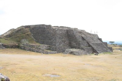 Pyramide C en restauration