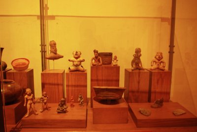 Figurines