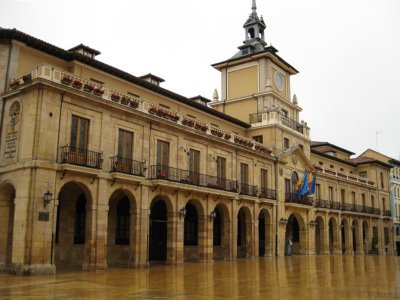 Oviedo. Ayuntamiento