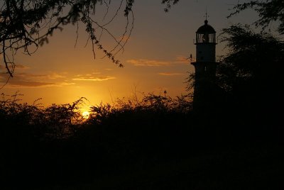 Diamond Head lighthouse sunset
