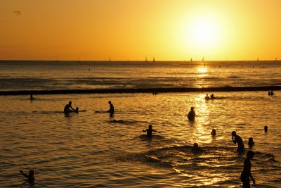 Bathed in gold, Waikiki