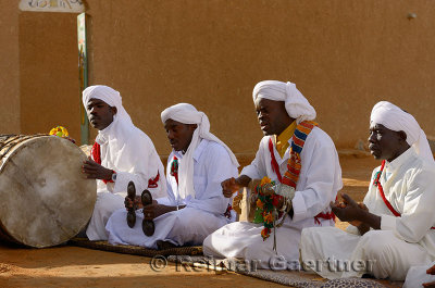 Gnawa musicians singing with tbel hajhuj krakeb and hand clap in Khemliya Morocco