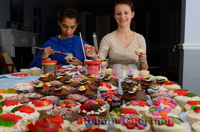 262 Making cupcakes.jpg
