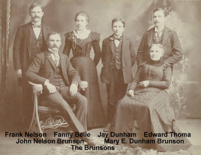 BrunsonJohnNelsonFamily_c1900.jpg