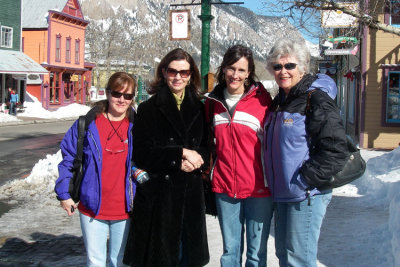 Jill, Michele, Lisa and Diana in town