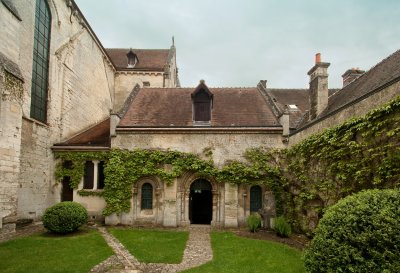 St. Jean Aux Bois