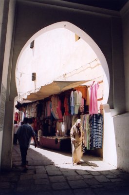 Dans la mdina