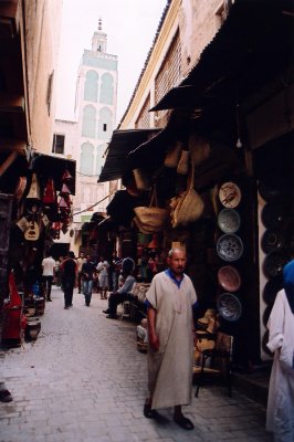 Dans la mdina, tala Kbira