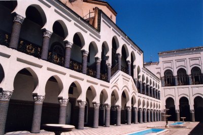 Palais Mokri