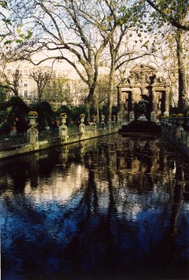 Luxembourg Gardens, Fontaine Mdicis