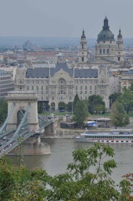 Chains Bridge, Gresham Palace & Szent Istvan bazilika - Budapest - 8672