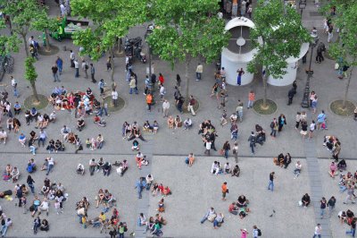 Parvis du Centre Pompidou - 7110