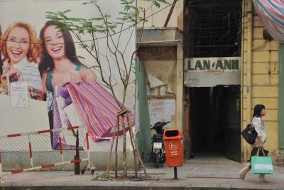 what remains of Lan Anh bookshop in Oct. 2010 - a few days later in Nov. it was demolished