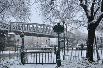 Snow in Paris, place Cambronne  - 3976