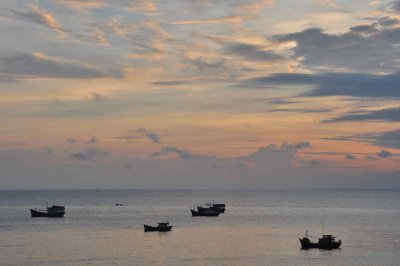 sunset on Mui Ne fishing port - 2788
