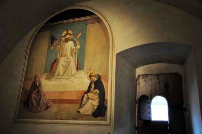 Fra Angelico - Christ bafou, la Vierge et St Dominique - Couvent de San Marco - 9164