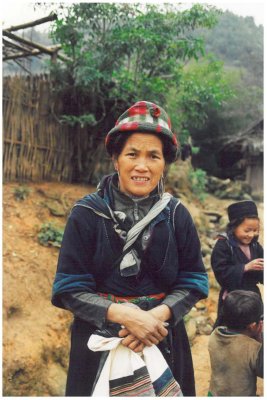 Black Hmong woman, Sapa